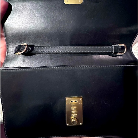 Dunhill Leather Combination Lock Crossbody Messenger bag w wristlet and handle - Picture 3 of 14